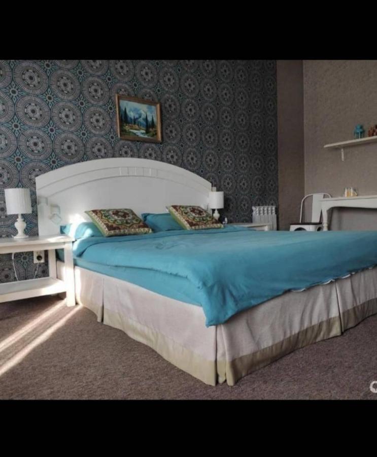 Strelets Hotel Bisjkek Eksteriør billede